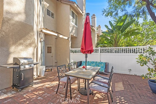 Detail Gallery Image 32 of 44 For 24382 Larchmont Ct #66,  Laguna Hills,  CA 92653 - 2 Beds | 2/1 Baths