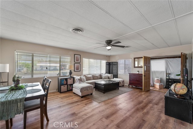 Detail Gallery Image 6 of 49 For 853 S Palm Ave, Hemet,  CA 92543 - 2 Beds | 2 Baths
