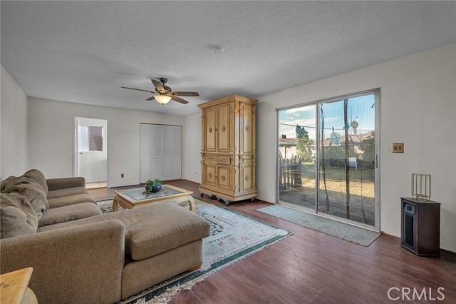 Detail Gallery Image 11 of 25 For 2029 Garner St, Lomita,  CA 90717 - 3 Beds | 1/1 Baths