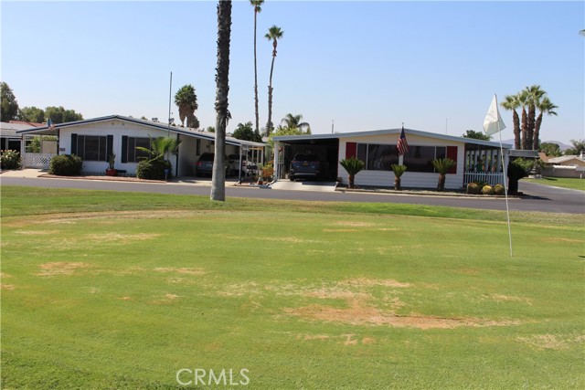 601 N Kirby Street, Hemet CA: https://media.crmls.org/medias/24f523dc-fb8d-4d67-ac5c-05b4ee83211c.jpg