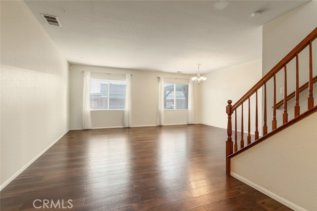 Detail Gallery Image 8 of 48 For 3408 Gemstone, Rosamond,  CA 93560 - 5 Beds | 3 Baths