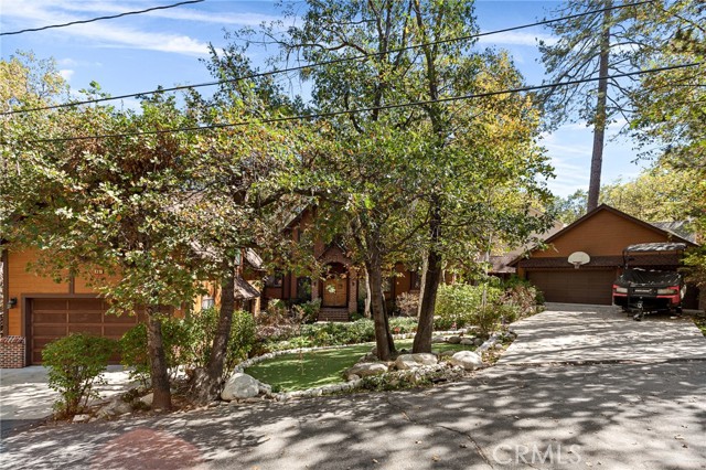 Detail Gallery Image 5 of 64 For 951 Osprey, Lake Arrowhead,  CA 92352 - 4 Beds | 4 Baths