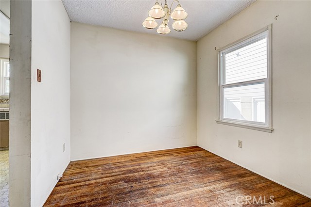 Detail Gallery Image 14 of 35 For 340 Avenue F, Redondo Beach,  CA 90277 - 3 Beds | 2 Baths