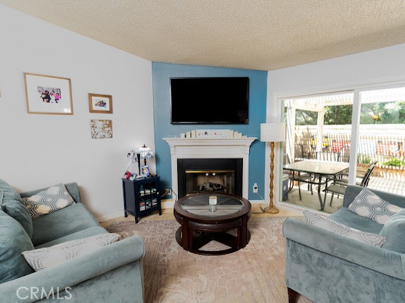 Detail Gallery Image 4 of 10 For 909 Shady Ln, Glendora,  CA 91740 - 3 Beds | 2 Baths