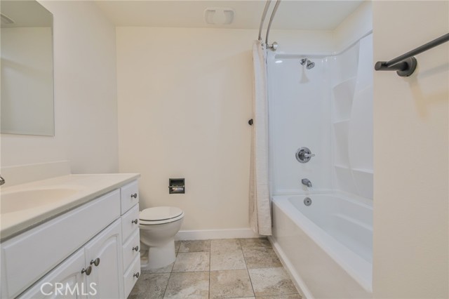 511 Gwynwood Avenue, La Habra CA: https://media.crmls.org/medias/24f75c53-1606-4f9e-baea-540331d6c034.jpg