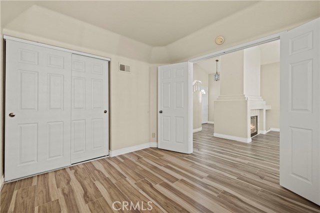 25815 Dickens Court, Stevenson Ranch CA: https://media.crmls.org/medias/24f76d4a-8d30-40ec-bc32-f9cfaba0f6c2.jpg