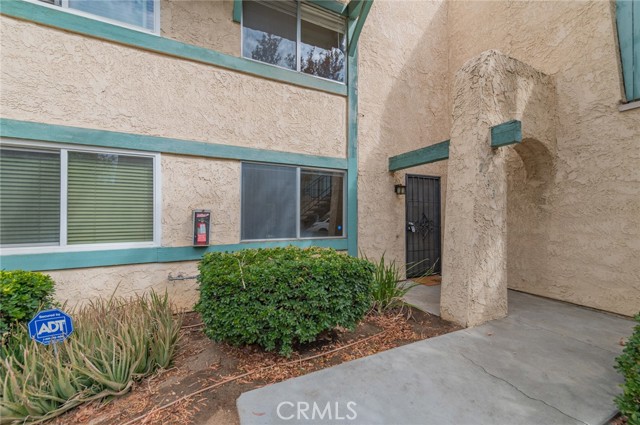 Detail Gallery Image 2 of 20 For 2533 Colgate Way, Riverside,  CA 92507 - 2 Beds | 1/1 Baths