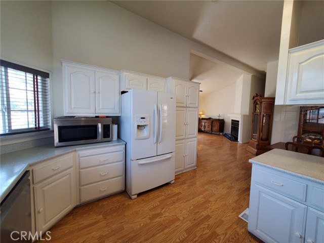 Detail Gallery Image 13 of 22 For 20042 Canyon View Dr #74,  Canyon Country,  CA 91351 - 3 Beds | 2 Baths