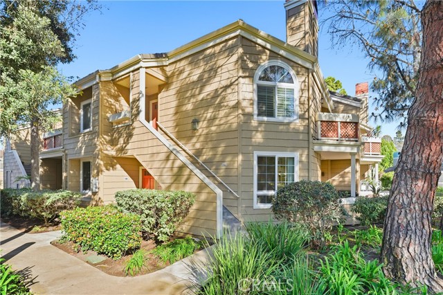 Detail Gallery Image 3 of 52 For 7322 Yellowtail Drive #104,  Huntington Beach,  CA 92648 - 2 Beds | 2 Baths