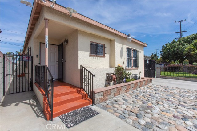 Image 2 for 619 E 111Th Pl, Los Angeles, CA 90059
