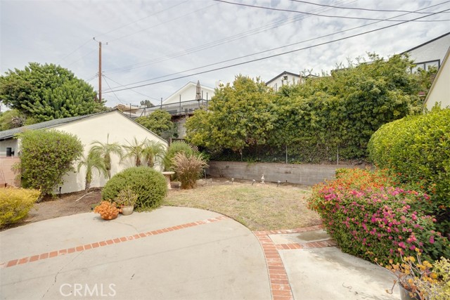 Detail Gallery Image 30 of 35 For 1906 Amber Ln, Burbank,  CA 91504 - 3 Beds | 1 Baths