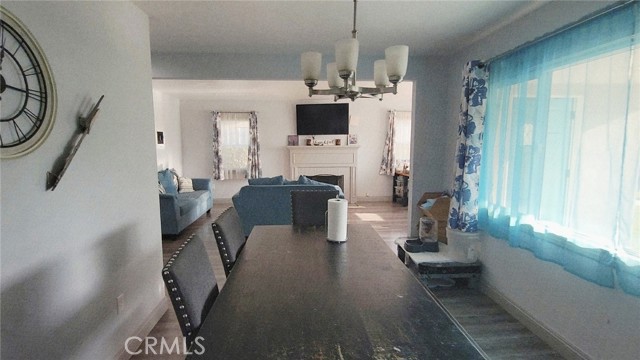 814 S Poinsettia Avenue, Compton CA: https://media.crmls.org/medias/24faf311-1ccb-448e-9b40-c3a13a8872d4.jpg