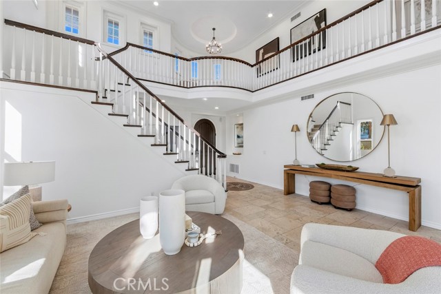 2 Agostino, Newport Coast CA: https://media.crmls.org/medias/24fb6c11-3d63-4401-b69e-eb6678d67549.jpg