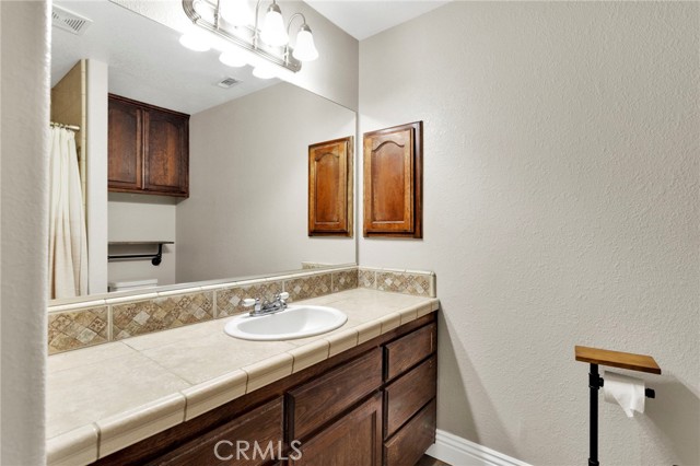 Detail Gallery Image 21 of 44 For 14305 Bochee, Apple Valley,  CA 92307 - 4 Beds | 3 Baths