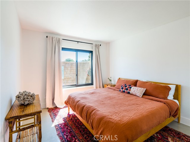 65800 Avenida Ladera, Desert Hot Springs CA: https://media.crmls.org/medias/24fbbc66-380b-425b-884d-4fecf8ce79d3.jpg
