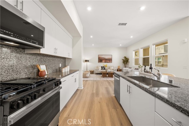 1514 Urbana, Anaheim CA: https://media.crmls.org/medias/24fc0dec-b819-4660-8e14-1751bb21b93d.jpg