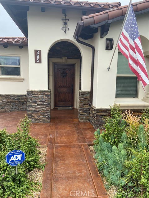 385 W 19th Street, San Pedro CA: https://media.crmls.org/medias/24fc1987-988b-4105-9fc6-1e6abc5a0828.jpg