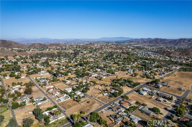 78 Kennedy, Quail Valley CA: https://media.crmls.org/medias/24fc2512-1a04-4ccb-a9c4-bb51b5903f18.jpg