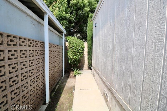 635 Shadow Lake Avenue, Brea CA: https://media.crmls.org/medias/24fc4b1e-69b3-4c70-8a5d-6f4e3e00f662.jpg