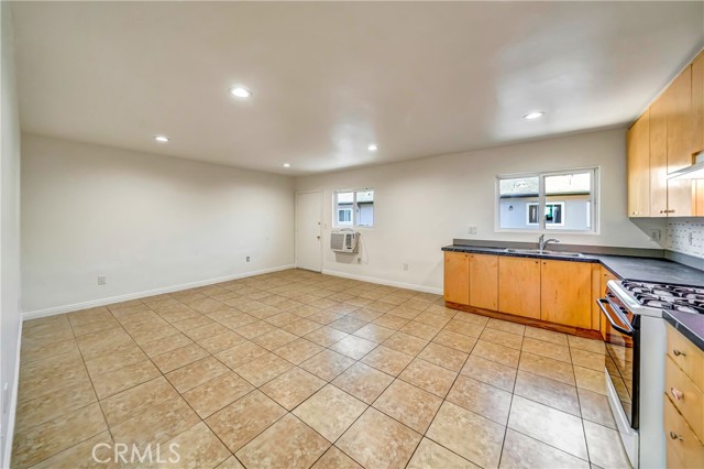 Detail Gallery Image 4 of 16 For 6735 Elmer Ave #12,  North Hollywood,  CA 91606 - 1 Beds | 1 Baths