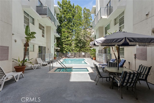 Detail Gallery Image 43 of 48 For 5350 White Oak Ave #413,  Encino,  CA 91316 - 2 Beds | 2 Baths