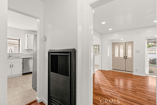 Detail Gallery Image 14 of 32 For 20904 La Salle Ave, Torrance,  CA 90501 - 3 Beds | 1 Baths