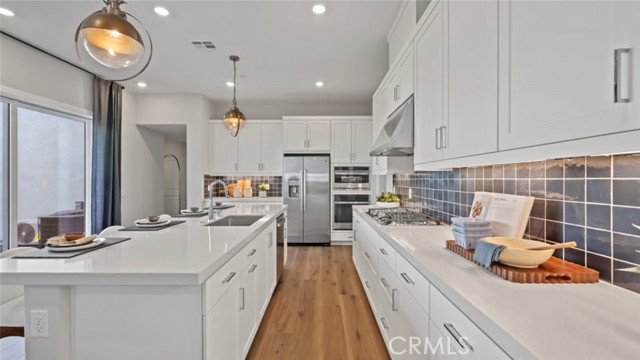 154 Billings, Irvine CA: https://media.crmls.org/medias/24fe6014-cc60-4f87-a533-799ee4af21d9.jpg