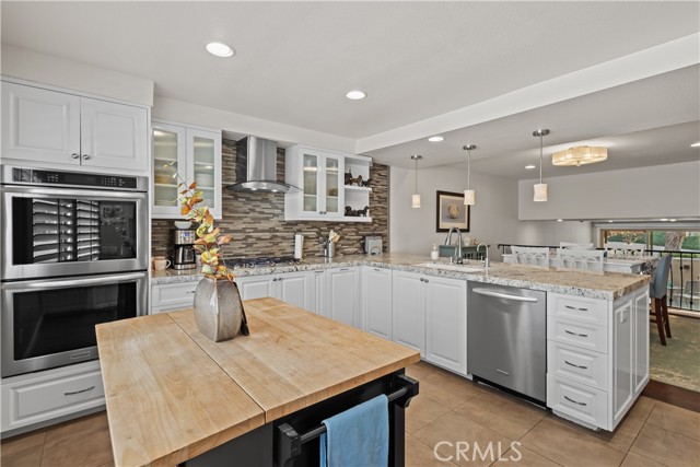 22255 1/4 Erwin Street, Woodland Hills CA: https://media.crmls.org/medias/24ff46cd-21d7-40dd-abdf-2c41d4472c61.jpg