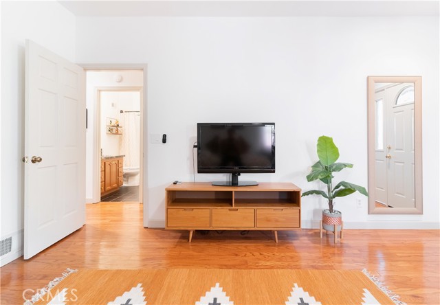 Detail Gallery Image 36 of 40 For 1069 Berne Dr, Crestline,  CA 92325 - 4 Beds | 2 Baths