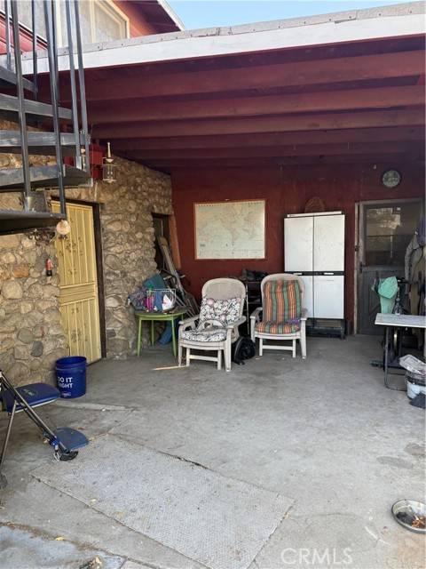 Detail Gallery Image 4 of 6 For 1510 W Merrill, Rialto,  CA 92376 - 4 Beds | 2/1 Baths