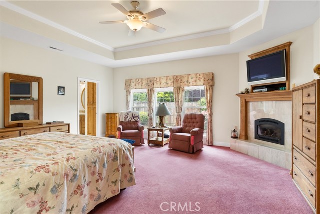 Image 22 of 51 For 13976 Lindbergh