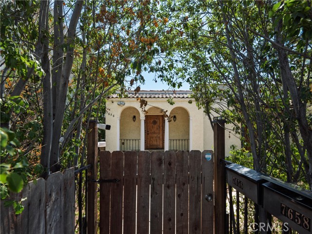 Detail Gallery Image 19 of 19 For 7656 Fountain Ave, West Hollywood,  CA 90046 - 2 Beds | 2 Baths
