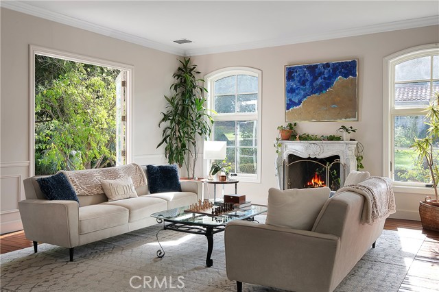 21149 Entrada Road, Topanga CA: https://media.crmls.org/medias/25026668-76c2-496c-a4c8-ef0dc90f238f.jpg