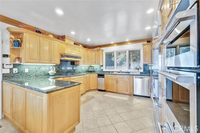 6309 Via Colinita, Rancho Palos Verdes, California 90275, 4 Bedrooms Bedrooms, ,3 BathroomsBathrooms,Residential,For Sale,Via Colinita,PW25019167