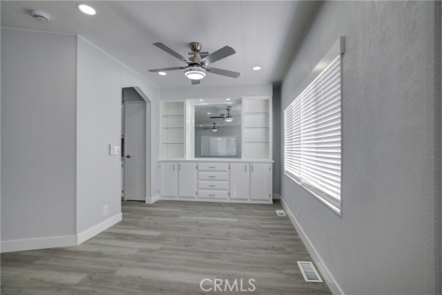 Detail Gallery Image 11 of 36 For 3700 Buchanan #204,  Riverside,  CA 92503 - 2 Beds | 2 Baths