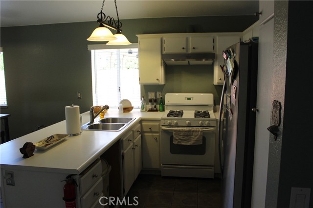 Detail Gallery Image 3 of 30 For 1093 Lilac, Hemet,  CA 92545 - 2 Beds | 2 Baths