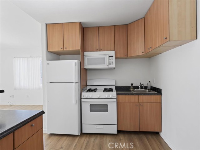 Detail Gallery Image 7 of 39 For 1168 Justin Ave, Glendale,  CA 91201 - – Beds | – Baths