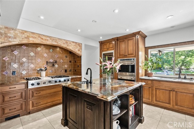 26675 MacMillan Ranch Road, Canyon Country CA: https://media.crmls.org/medias/2504c398-aa09-475f-a21d-ca940aed721d.jpg
