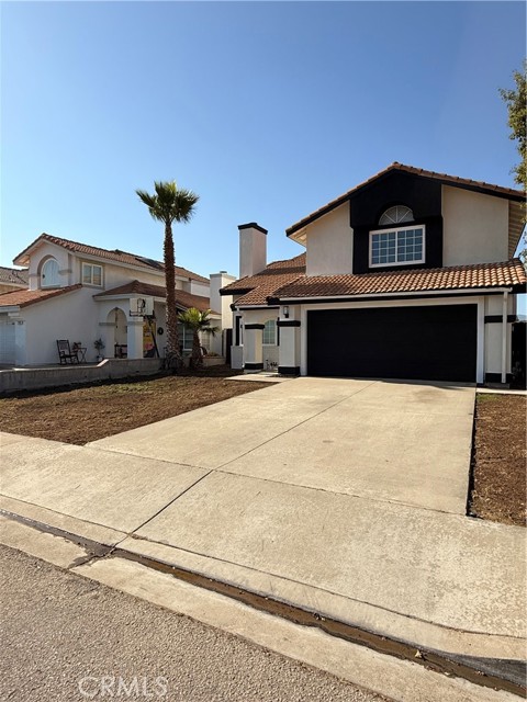 Detail Gallery Image 2 of 19 For 17020 Micallef St, Fontana,  CA 92336 - 4 Beds | 2/1 Baths