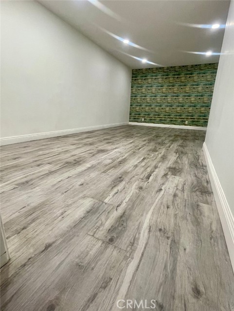 Detail Gallery Image 11 of 18 For 10115 Montgomery Ave, Granada Hills,  CA 91343 - 3 Beds | 2 Baths