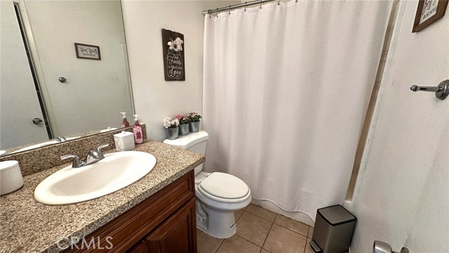 Detail Gallery Image 21 of 36 For 14750 Shadow Dr, Fontana,  CA 92337 - 3 Beds | 2/1 Baths