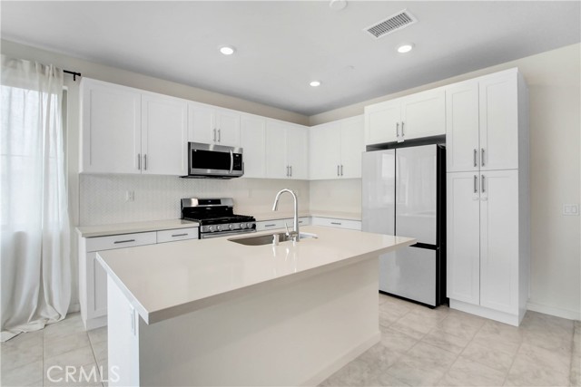 Detail Gallery Image 6 of 18 For 3630 E Peckham Paseo #2,  Ontario,  CA 91761 - 2 Beds | 2 Baths