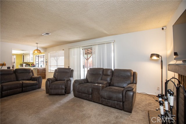 Detail Gallery Image 16 of 44 For 3889 Middleton Pl, Riverside,  CA 92505 - 4 Beds | 2/1 Baths