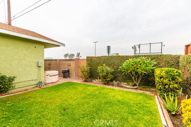 Detail Gallery Image 44 of 54 For 11229 Elmhurst Dr, Norwalk,  CA 90650 - 4 Beds | 2 Baths