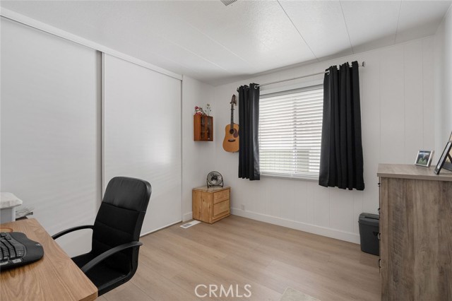 Detail Gallery Image 8 of 23 For 4095 Fruit St #870,  La Verne,  CA 91750 - 2 Beds | 2 Baths