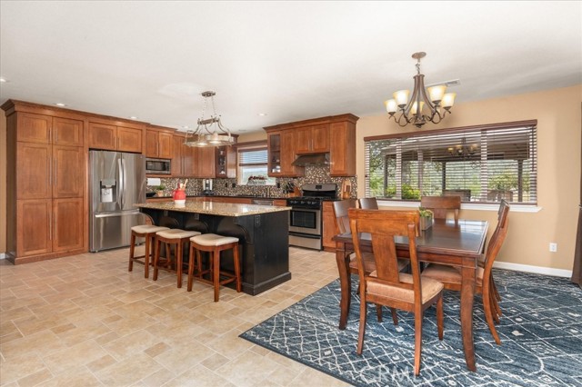 Detail Gallery Image 15 of 47 For 47527 Miami Highlands Dr, Oakhurst,  CA 93644 - 4 Beds | 2/1 Baths