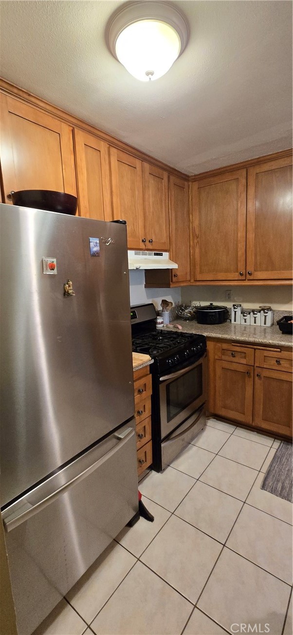 Detail Gallery Image 11 of 28 For 1209 S Palmetto #C,  Ontario,  CA 91762 - 2 Beds | 1/1 Baths