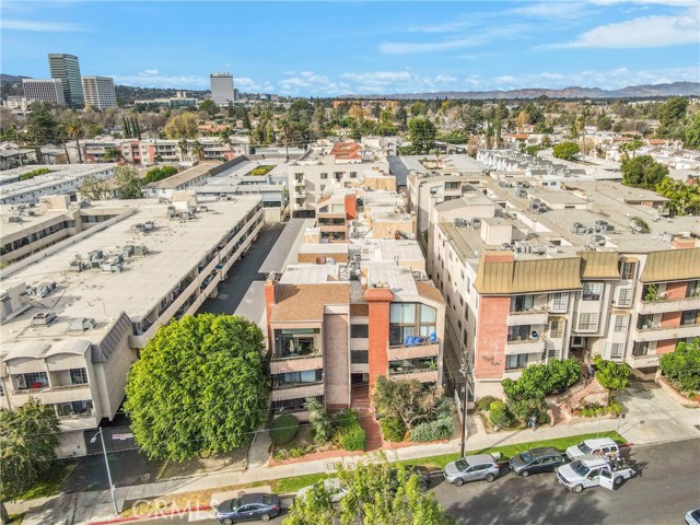 Detail Gallery Image 24 of 25 For 4675 Willis Ave #307,  Sherman Oaks,  CA 91403 - 2 Beds | 2 Baths