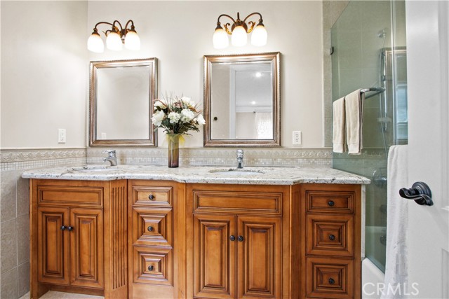 1117 Encanto Drive, Arcadia CA: https://media.crmls.org/medias/250be0bd-9457-47b9-bb44-3620a1acbe73.jpg