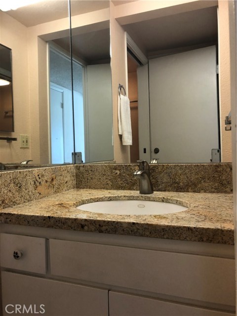 Image 21 for 6065 Montecito DR #6